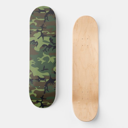 Green Camouflage Pattern, militärisches Muster, Ar Skateboard (Vorderseite)