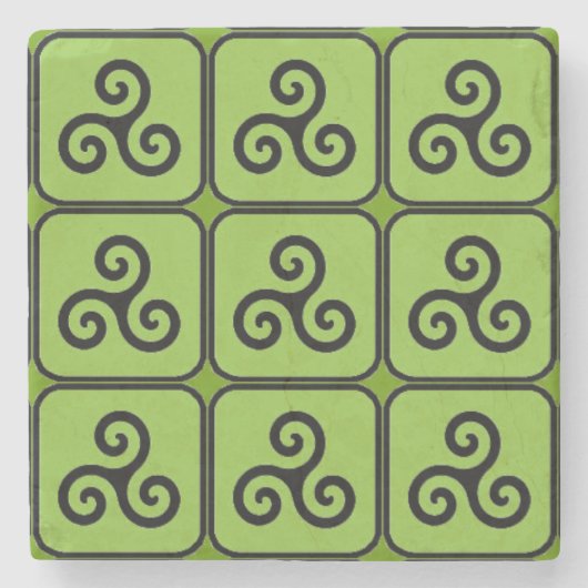 Green Celtic Triskele Tile Untersetzer (Vorderseite)