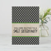 Green Chic Quarto Sweet 16 Einladung (Stehend Vorderseite)