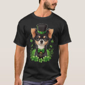 Green Chihuahua shamrock on St Patricks Day Chihua T-Shirt (Vorderseite)