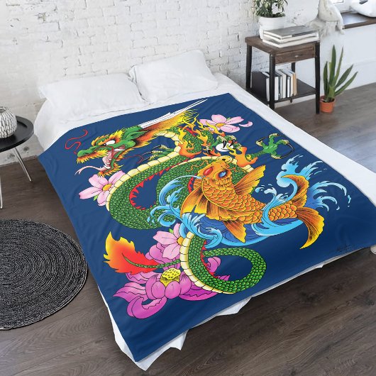 Green Chinese Dragon Koi Fleecedecke