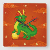 Green Chinese Dragon on Red Quadratische Wanduhr (Vorderseite)