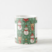 Green Christmas Snowman & Reindeer Monogram Name Kaffeetasse (Mittel)