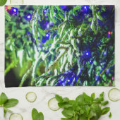 Green Christmas Tree Red Ball Handtuch (Gefaltet)