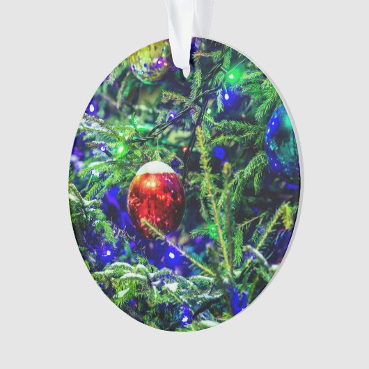 Green Christmas Tree Red Ball Ornament (Vorderseite)