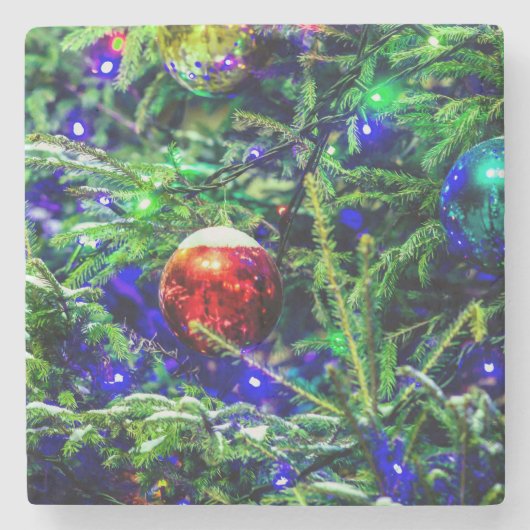 Green Christmas Tree Red Ball Steinuntersetzer (Vorderseite)