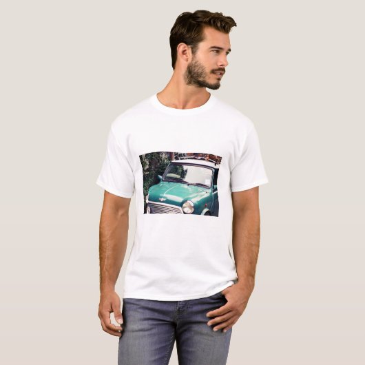Green Classic Mini Cooper Car Tshirt (Vorne ganz)