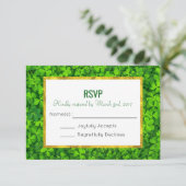 Green Clover Blätter mit Imitate Gold Foil UAWG RSVP Karte (Stehend Vorderseite)