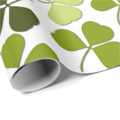 Green Clover in a Variety of Shades Geschenkpapier (Rolleneckpunkt)