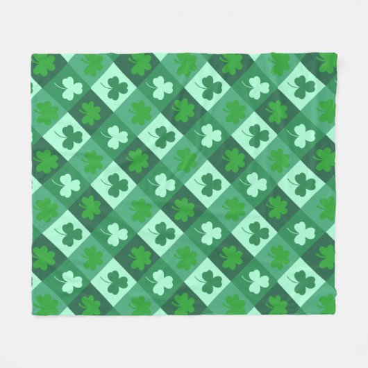 Green clover pattern for St Patricks day Fleecedecke (Vorderseite (Horizontal))