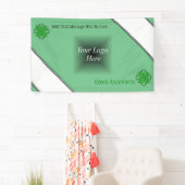 Green Clover Ribbon von Kenneth Yoncich Banner (Insitu)