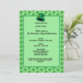 Green Clovers Kleeblatt Background St. Patrick's D Einladung (Stehend Vorderseite)