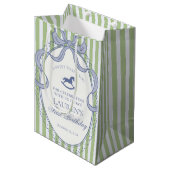 Green Coquette Bow Rocking Horse Birthday Favors Mittlere Geschenktüte (Vorderseite Schrägansicht)