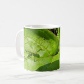 Green Cricket Camouflage Bug Tasse (Vorderseite Links)