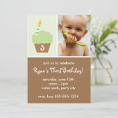 Green Cupcake Einladung (Stehend Vorderseite)