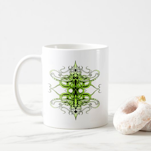 Green Custom Tribal Tattoo Design Kaffeetasse (Mit Donut)