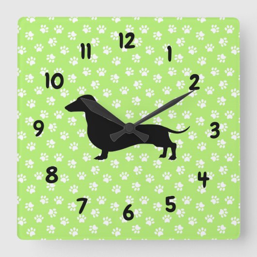 Green Dachshund Wall Clock Quadratische Wanduhr (Vorderseite)