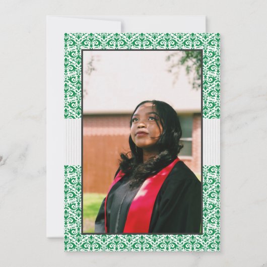 Green Damask Muster Foto Abschluss Einladung (Rückseite)
