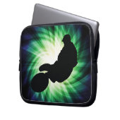 Green Dirt Bike Laptopschutzhülle (Vorderseite Links)