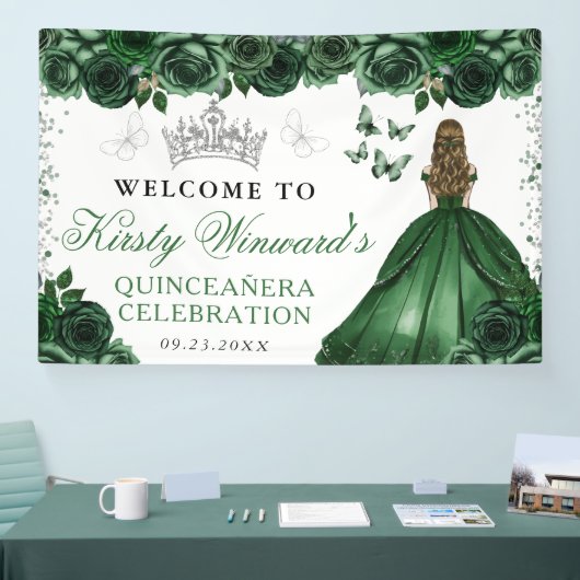 Green Dress Blonde Princess Floral Quinceanera Banner (Messe)