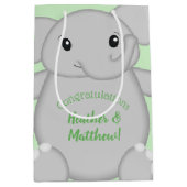 Green Elephant Baby Dusche Mittlere Geschenktüte (Vorderseite)