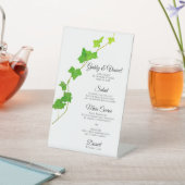 Green English Ivy Foliage Wedding Menu Sockelschild (In SItu)