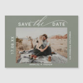 Green Eukalyptus-Pinselskript-Foto Save the Date Magnetkarte (Vorderseite)