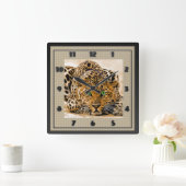 Green Eye Leopard Name Hoho Quadratische Wanduhr (Zuhause)