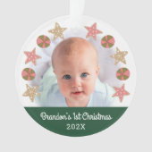 Green First Christmas Baby Foto Gingerbread Boy Ornament (Vorderseite)