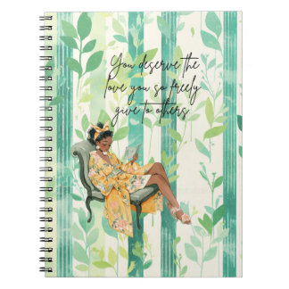 Green Floral Pattern Black Girl Reading Writer's Notizblock