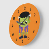 Green Frankenstein Monster Halloween Große Uhr (Winkel)