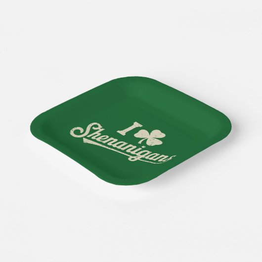 Green Funny Irish Patty's Kleeblatt Saint Patricks Pappteller (Gewinkelt)