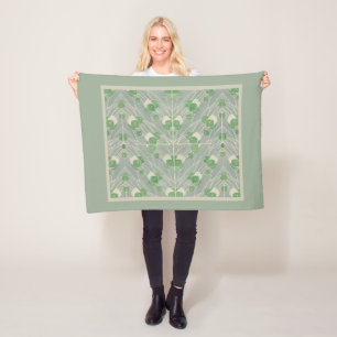 Green Geometric 1915 Hannah Borger Overbeck Fleecedecke