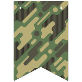 Green Geometric Camouflage. Camouflage Wimpelkette