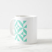 Green Geometric Deko Cube Muster Kaffeetasse (Vorderseite Links)
