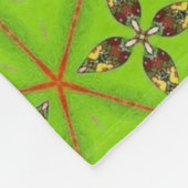 Green Geometric Pattern Fleece Blanket  (Ecke)