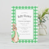Green Gingham Bunny Rabbit Baby Dusche Einladung (Stehend Vorderseite)