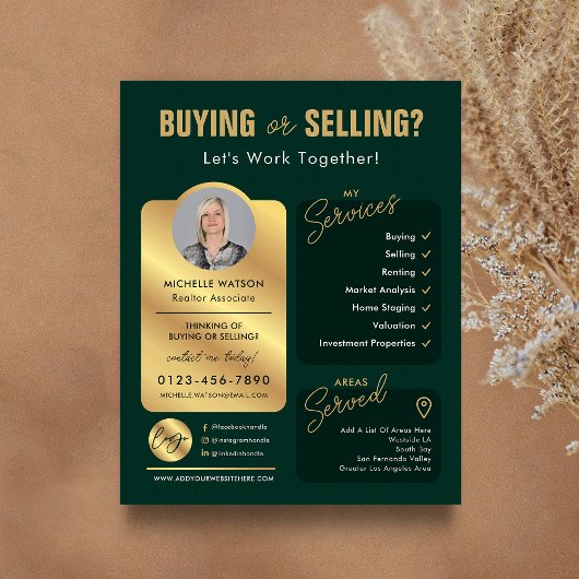 Green & Gold Anwesen Agent Logo Realtor Flyer