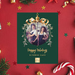 Green gold bauble business Foto Weihnachtskarte Flyer<br><div class="desc">Bitte beachten Sie, dass Flyer sehr dünn ist. Umschläge sind nicht enthalten. Für dickere Ferienkarten (das gleiche Design) besuchen Sie bitte unseren Shop. Feiern Sie die Saison mit unseren raffinierten Weihnachtskarten im grünen Hintergrund, die speziell für Unternehmen entwickelt wurden. Personalisieren Sie sich mit dem Foto und Logo Ihres Unternehmens gerahmt...</div>