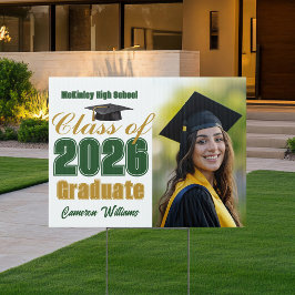 Green Gold Class of 2026 Graduation Photo Yard Gartenschild