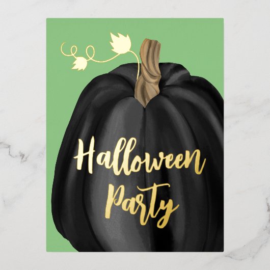 Green Gold Script Pumpkin Halloween-Party Folie Einladungspostkarte (Vorderseite)