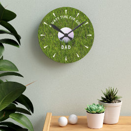 Green Golf Ball im Rough Golfer Vater Runde Wanduhr