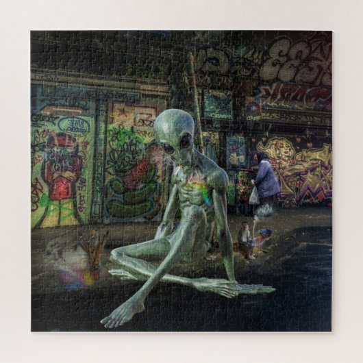 GREEN GREY ALIEN SITTING ON PAPER WITH GRAFFITI PUZZLE (Vertikal)