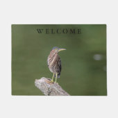 Green Heron auf einem Stein Fußmatte (Vorderseite)