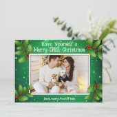 Green Holly Foto Merry Little Christmas Cards Einladung (Stehend Vorderseite)