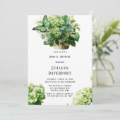Green Hydrangea Butterfly Cupcake Brautparty Einladung (Stehend Vorderseite)