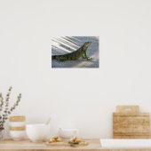 Green Iguana im Schatten eines Palmenbaumes Poster (Küche)