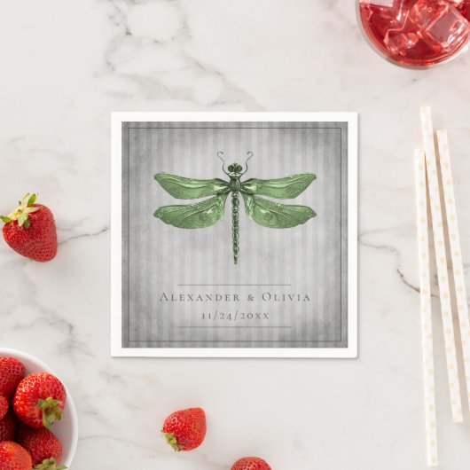 Green Jeweled Dragonfly Wedding Serviette (Beispiel)