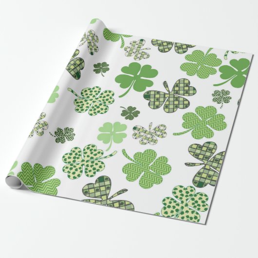 Green Kleeblatt Clover St. Patrick's Day Geschenkpapier (Ungerollt)