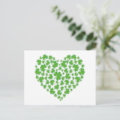 Green Kleeblatt Heart Postkarte (Stehend Vorderseite)